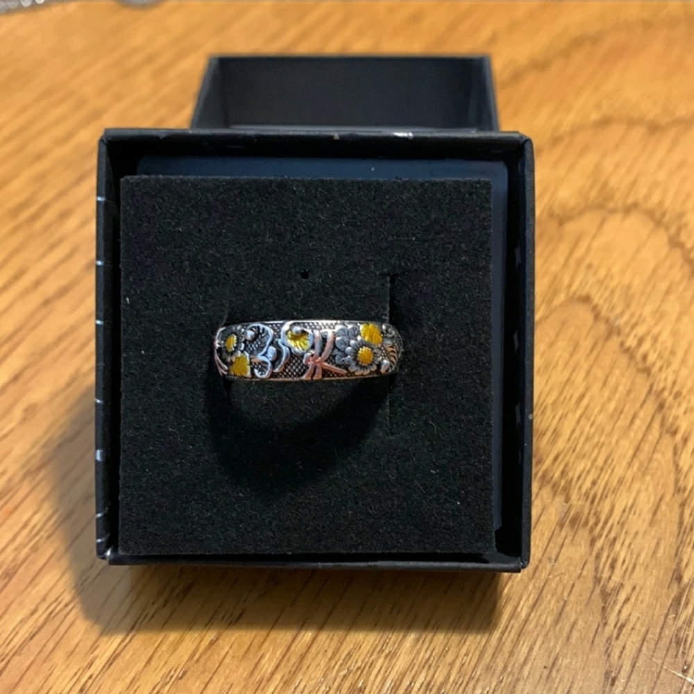 Dragonfly ring
